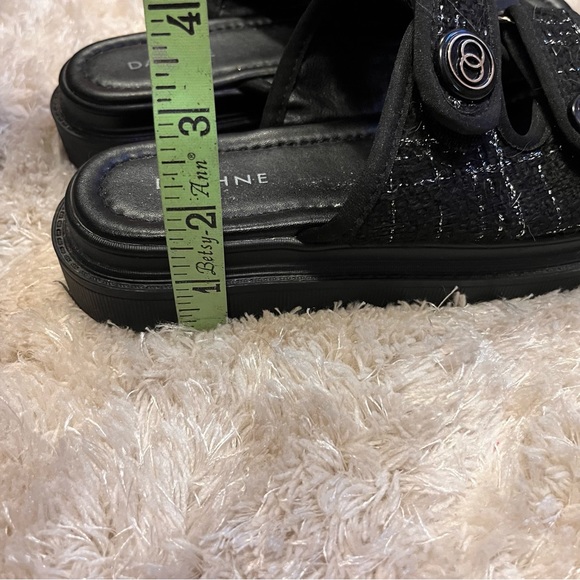 Daphne Tweed Chunky Platform Sandal - Picture 5 of 8